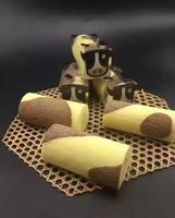 702